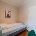 Aparthotel & 4*